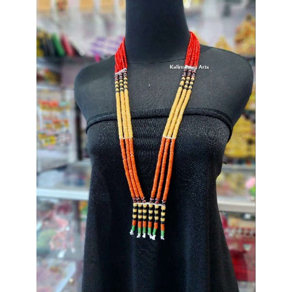 Kalung Manik Khas Suku DAYAK BAHAU
