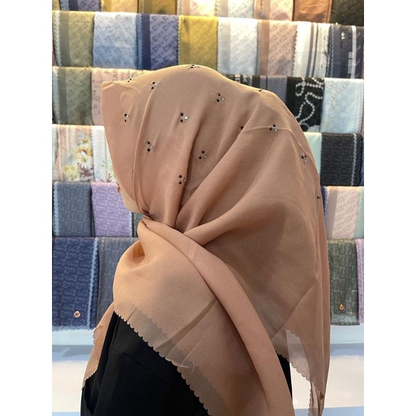 BELLA SQUARE PERMATA MICKY/JILBAB BELLA SQUARE/JILBAB SEGI EMPAT BELLA MANIK-MANIK