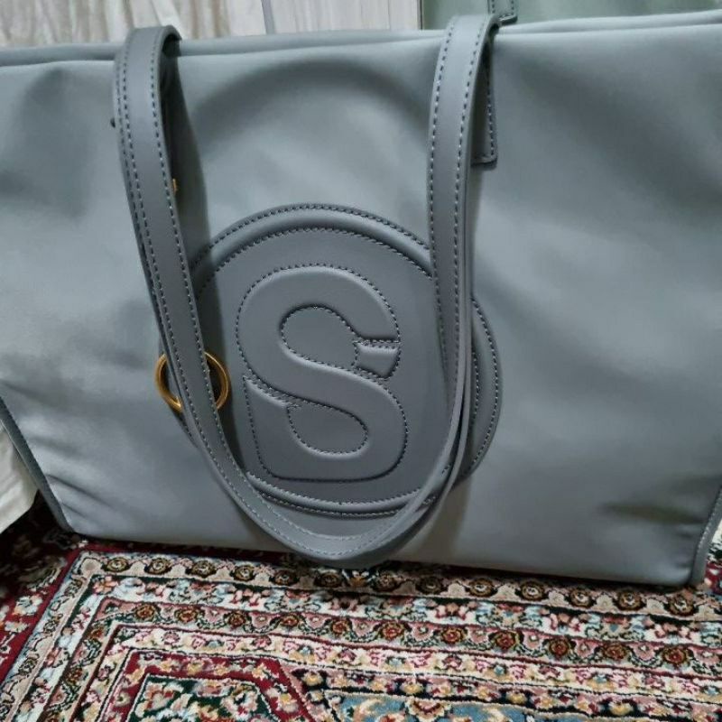 Buttonscarves Aaliya Nylon Bag