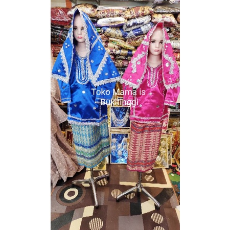 baju adat koto gadang anak anak