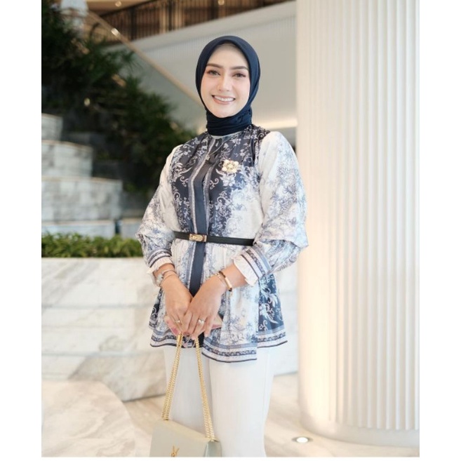 TUDEJUL CHARM BLOUSE BY VANILLA HIJAB