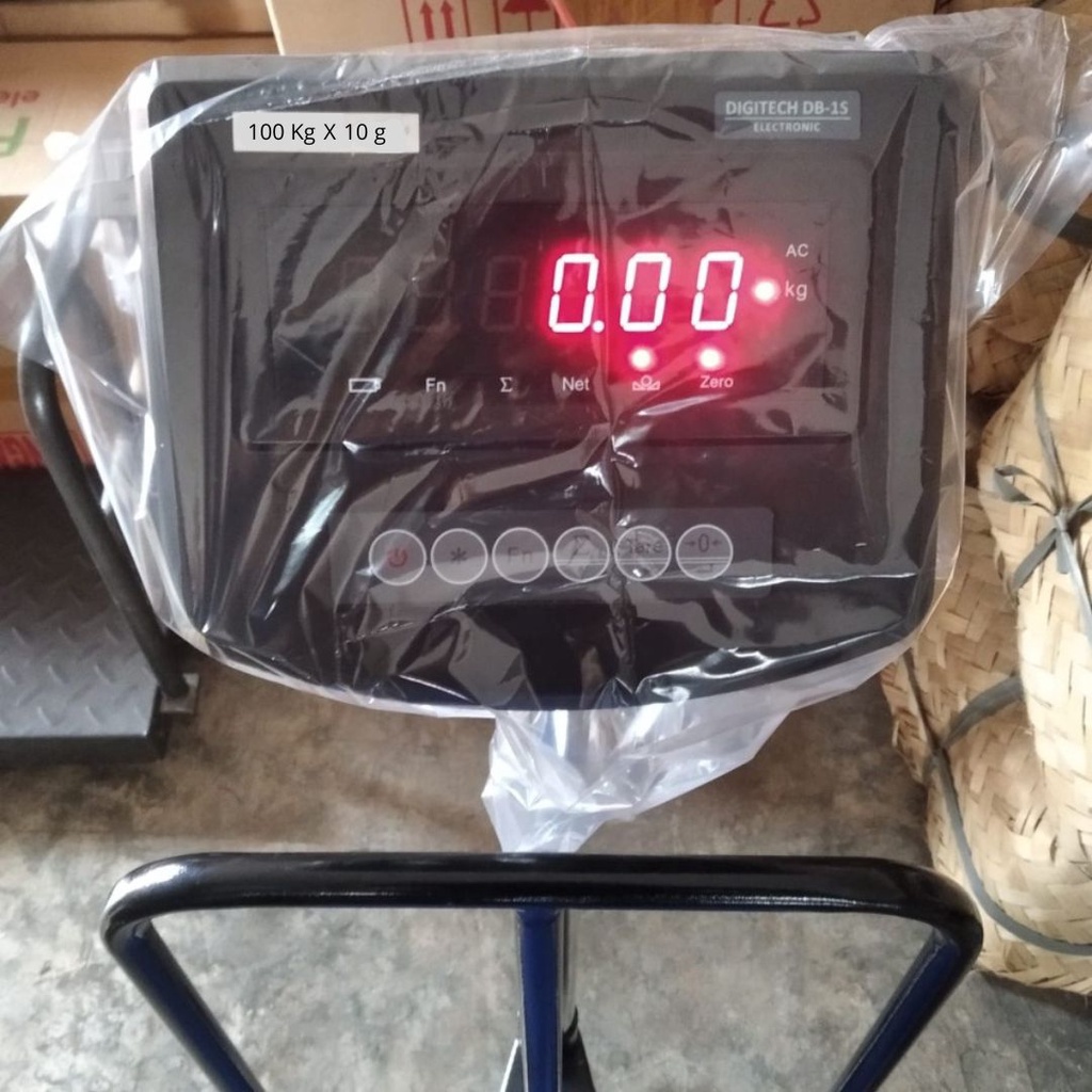 Timbangan Digital 100 Kg Merk DIGITECH