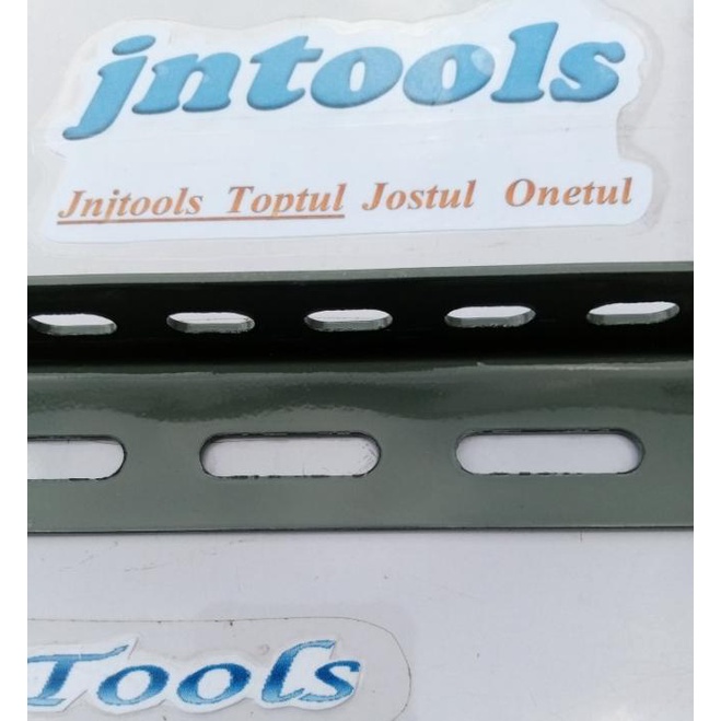 Besi Siku Lubang 2 Meter YSK