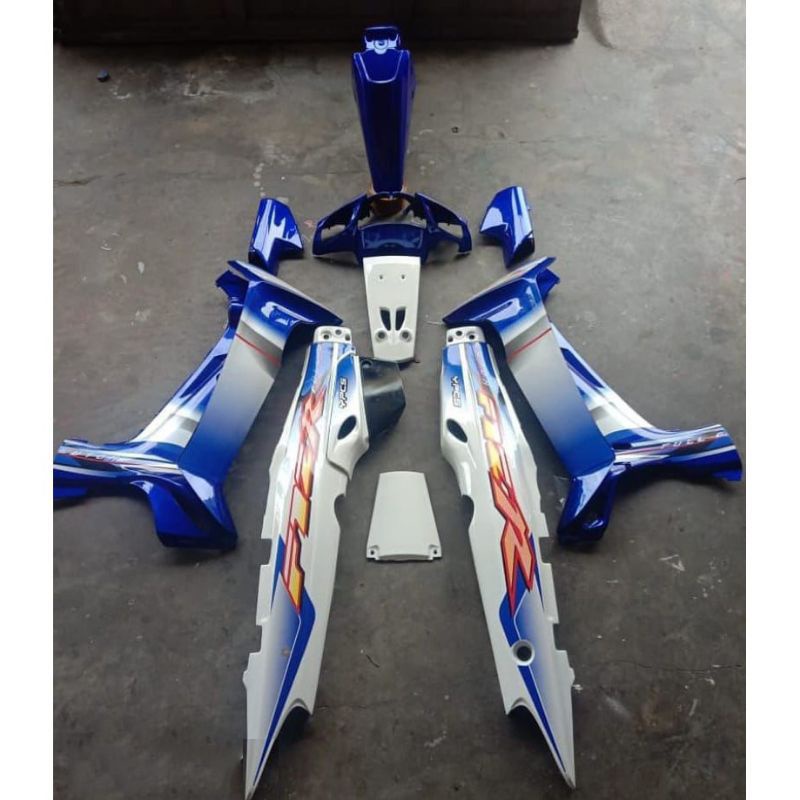 cover bodi fiz r full clutch 2003 full set bodi halus yamaha fiz r biru putih full clutch 2003