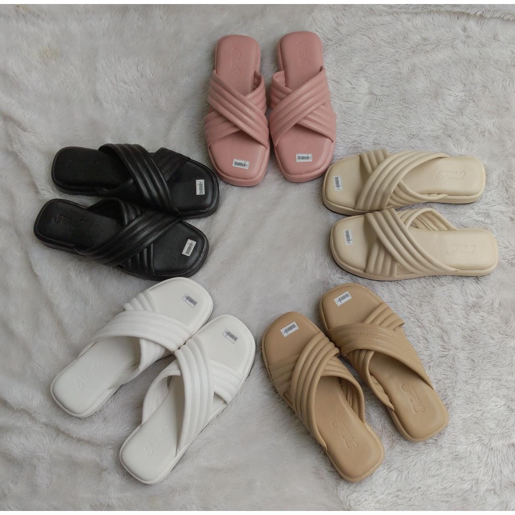 SANDAL FLAT NANIKO MODEL SILANG