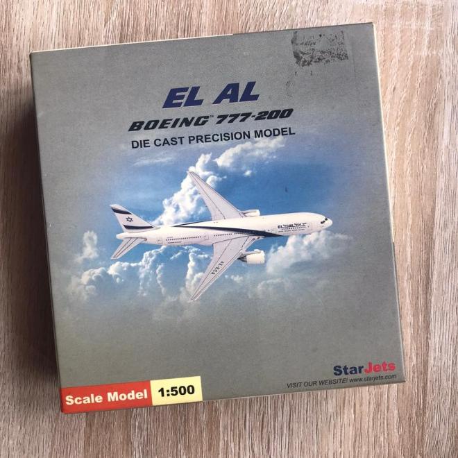 Diecast Pesawat Boeing 777-200 (El Al) - Starjets