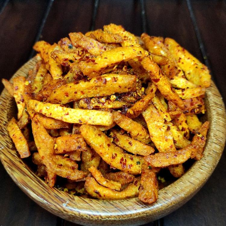 

ゎ [ANTI ZONK] Basreng bumbu basah daun jeruk 70 - 100 Gr by alishafood と