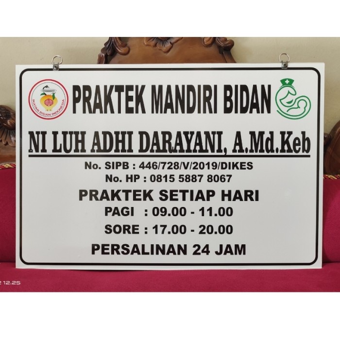 

Papan Tulis Plang Acrylic Ukuran 30X45 Papan Akrilik Praktek Bidan Dokter Perawat