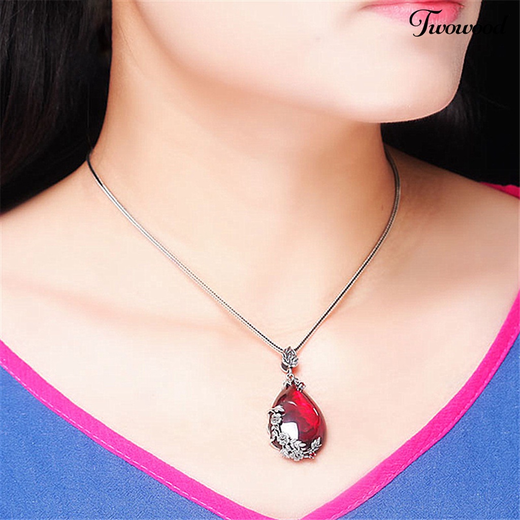 Kalung Liontin Bentuk Water Drop Transparan Gaya Vintage Untuk Wanita