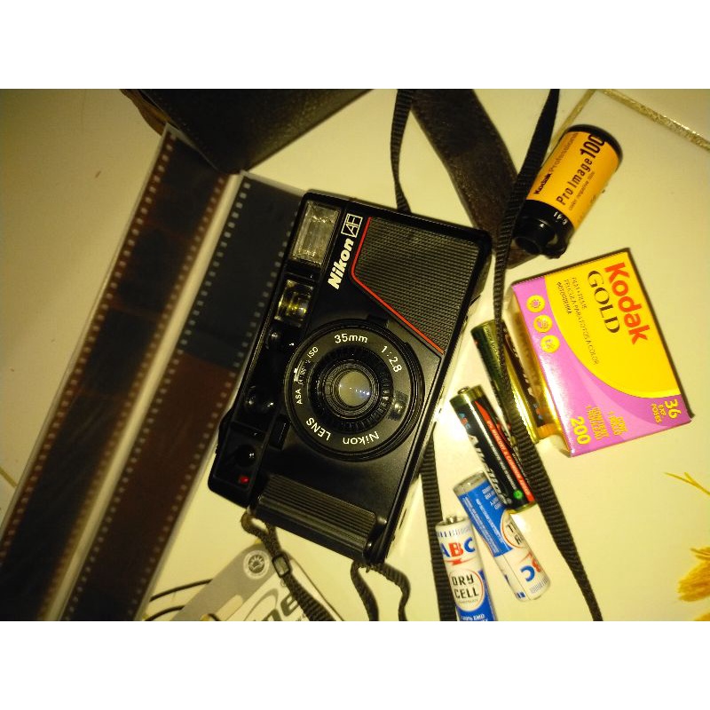KAMERA ANALOG NIKON L35AF