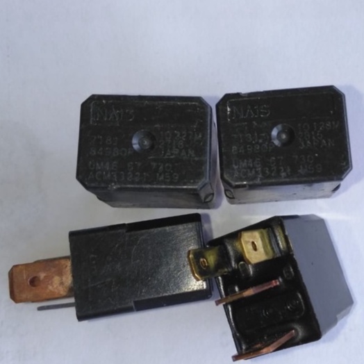 Relay Riley Rilay  rilai rilei Nais Japan Original 4 kaki  fungsi Universal berbagai mobil Lampu Klakson kelistrikan mobil dll