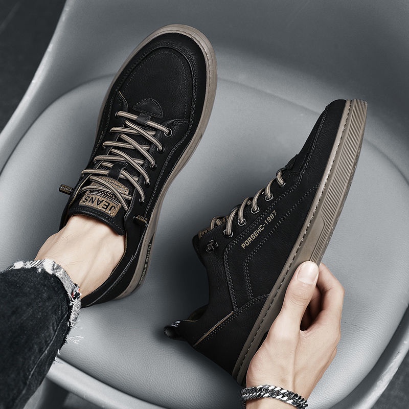 Highland Sepatu Pria Casual Sepatu Hitam Kerja Trendy Sepatu Formal Kulit Fashionable Sepatu Sneakers Cowok MC421