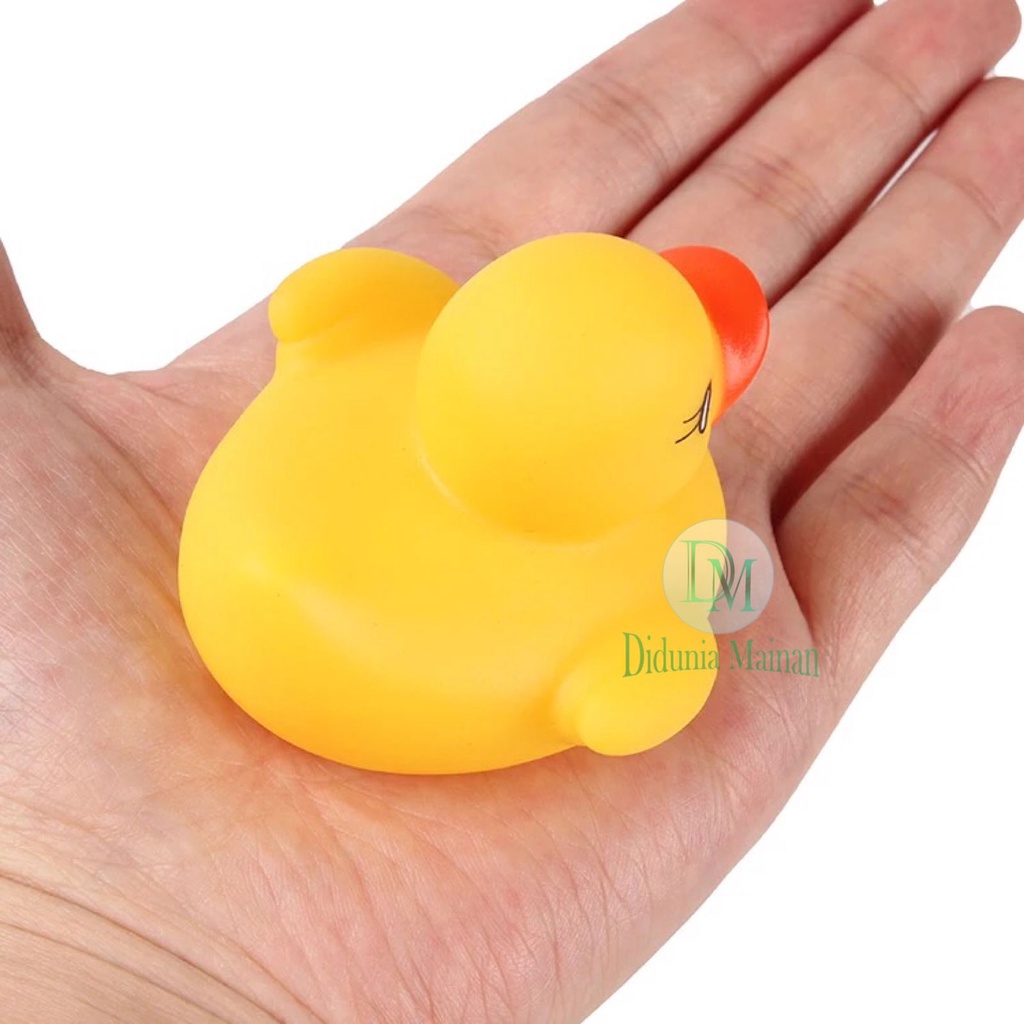 Mainan air anak bayi mandi bebek karet mini pencet bunyi 6 pcs happy duck