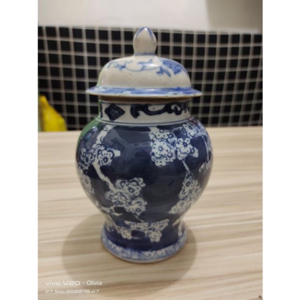 Guci Tochin Keramik Cina Motif Bunga Cap Kuno Jadul Antik