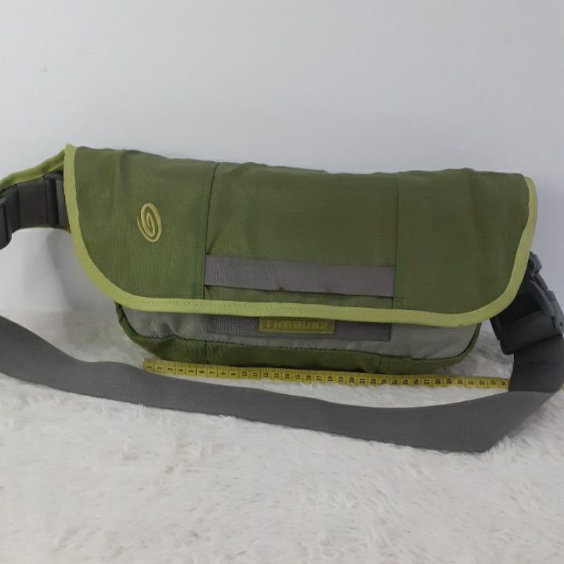 Tas Second / Preloved / TIMBUK2 Sling Bag Hijau Stabilo / Tas Selempang / Tas Bahu / Bekas