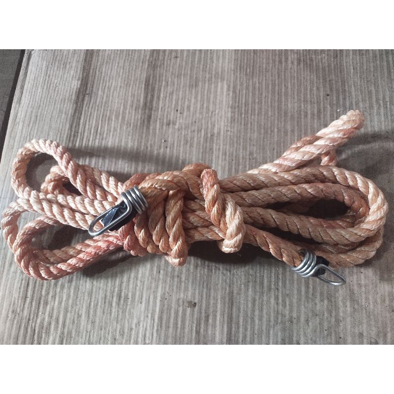 Tali tambang nilon tebal 10mm panjang 4 Meter 50cm.