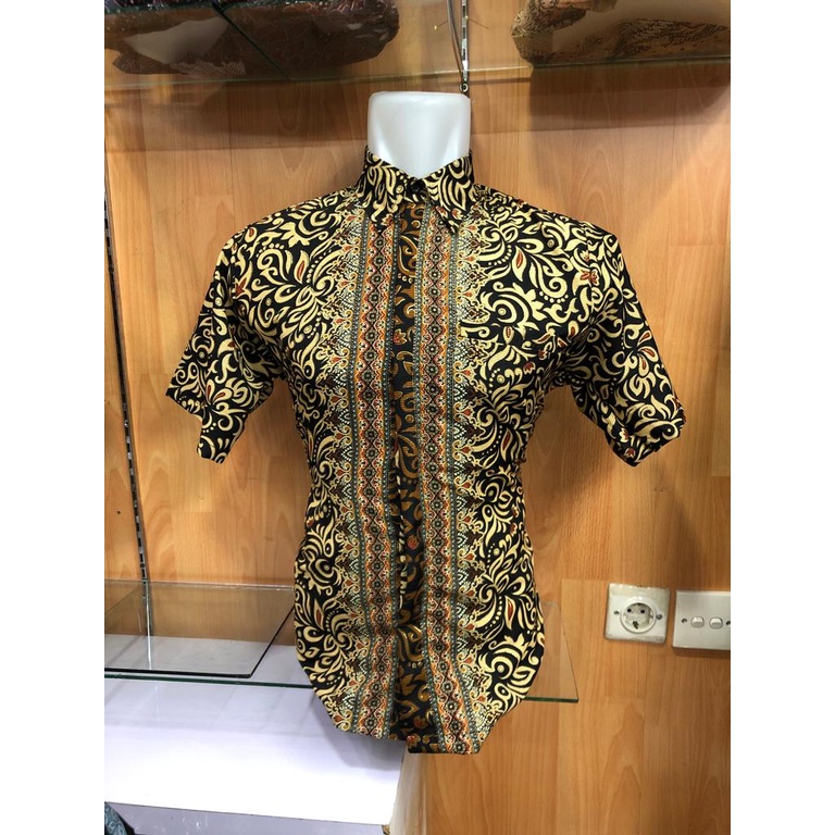 Kemeja Batik Pria Lengan Pendek Batik Katun Halus