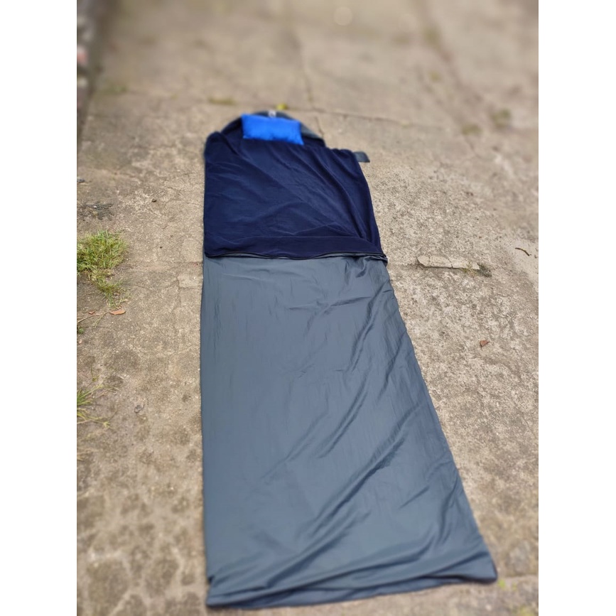 sleeping bag polar bantal