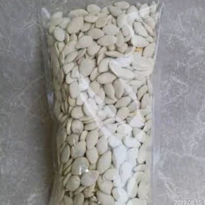 

RB kuaci putih jumbo import / kuaci putih labu / kuaci waluh (250gram)