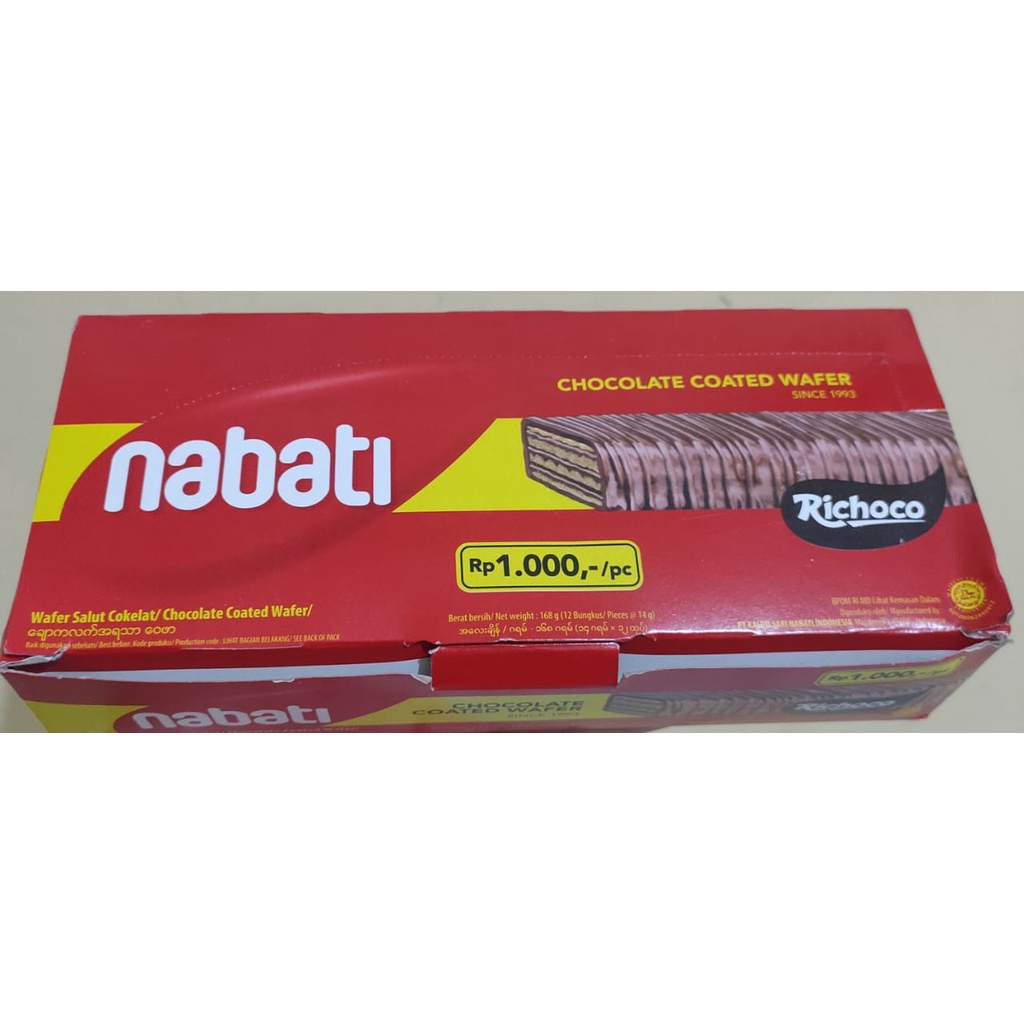 

Nabati Coklat Coated Wafer 12 pcs @14 gr