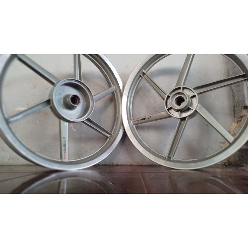 velg racing xtreme ring 18 scorpio