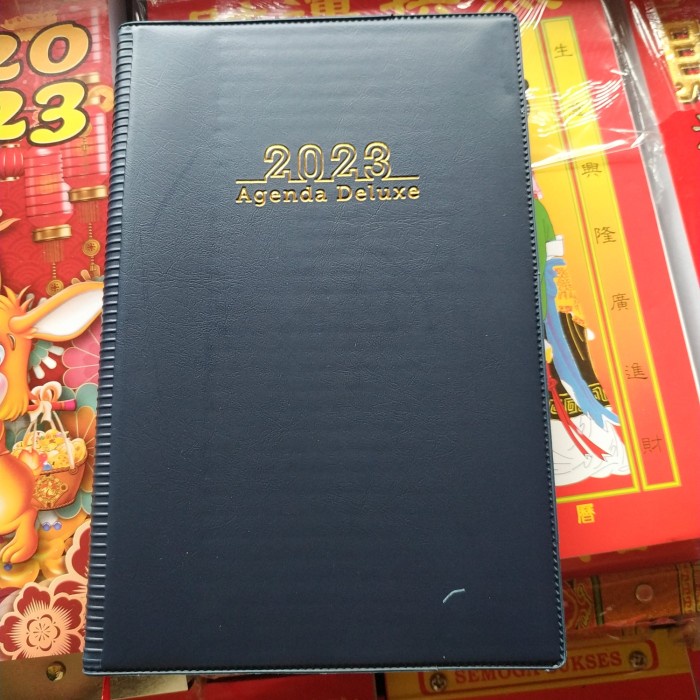 

Agenda Buku Agenda Deluxe 2023 Kertas Putih