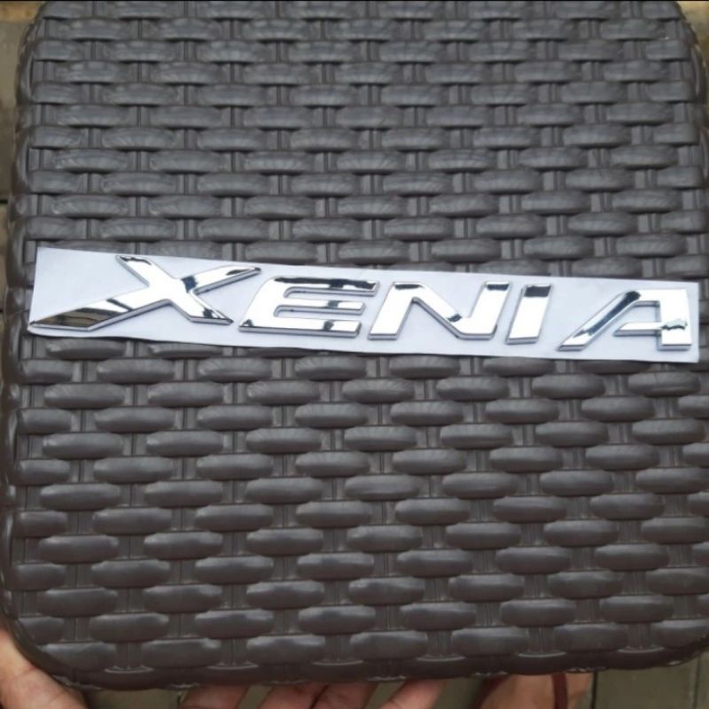 Emblem Merek Xenia 2022 untuk bagasi Huruf Terpisah