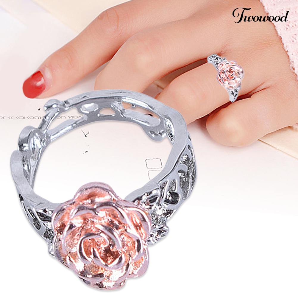 Cincin Wanita Bentuk Bunga Mawar Model Hollow Out Untuk Hadiah Natal Pernikahan