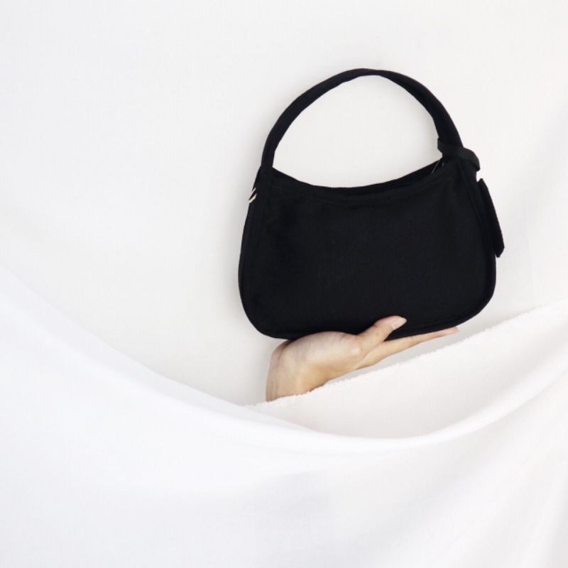 SUNNY BAG - GLADSOME // CANVAS BAG / Sling Bag (Preloved)