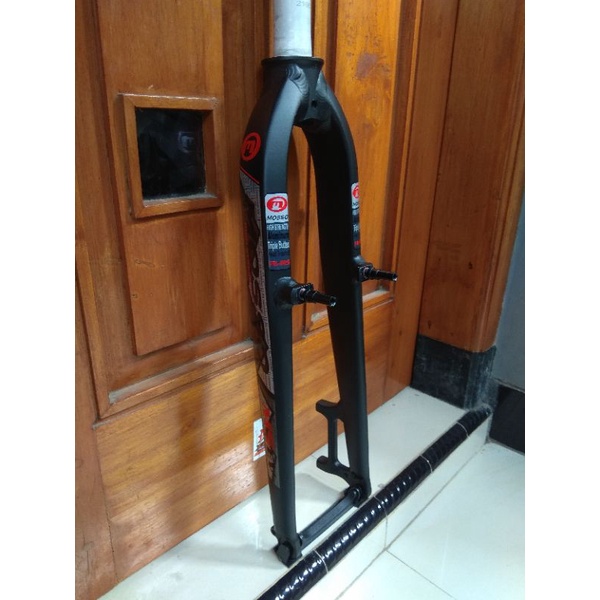 FORK RIGID MOSSO M5EV  VBRAKE CAKRAM ORIGINAL