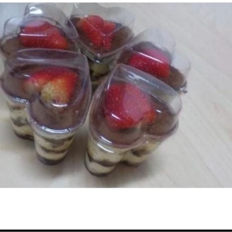 CUP DESSERT DAN PUDING HATI + TUTUP ISI 10 PCS