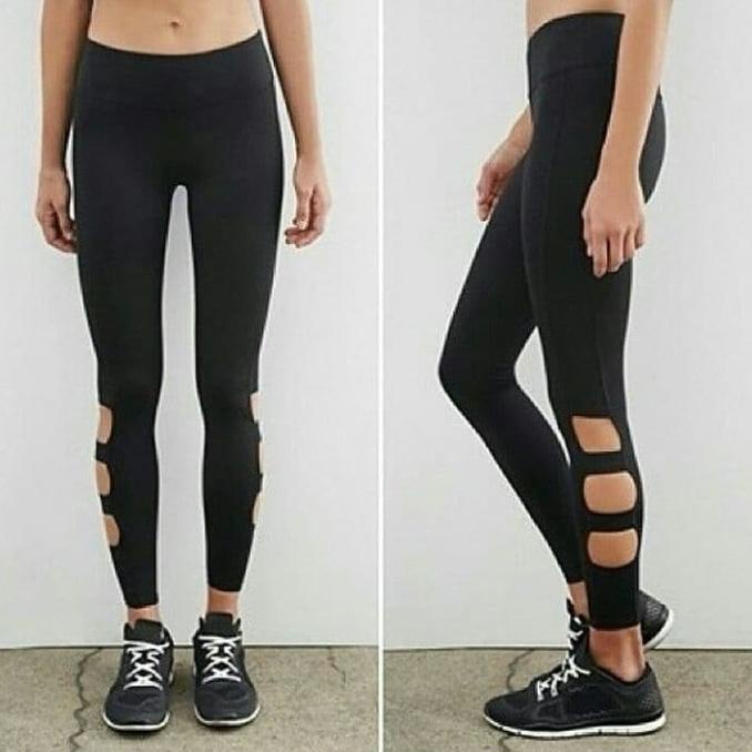 Legging olahraga Forever 21 cutout ada 2 warna