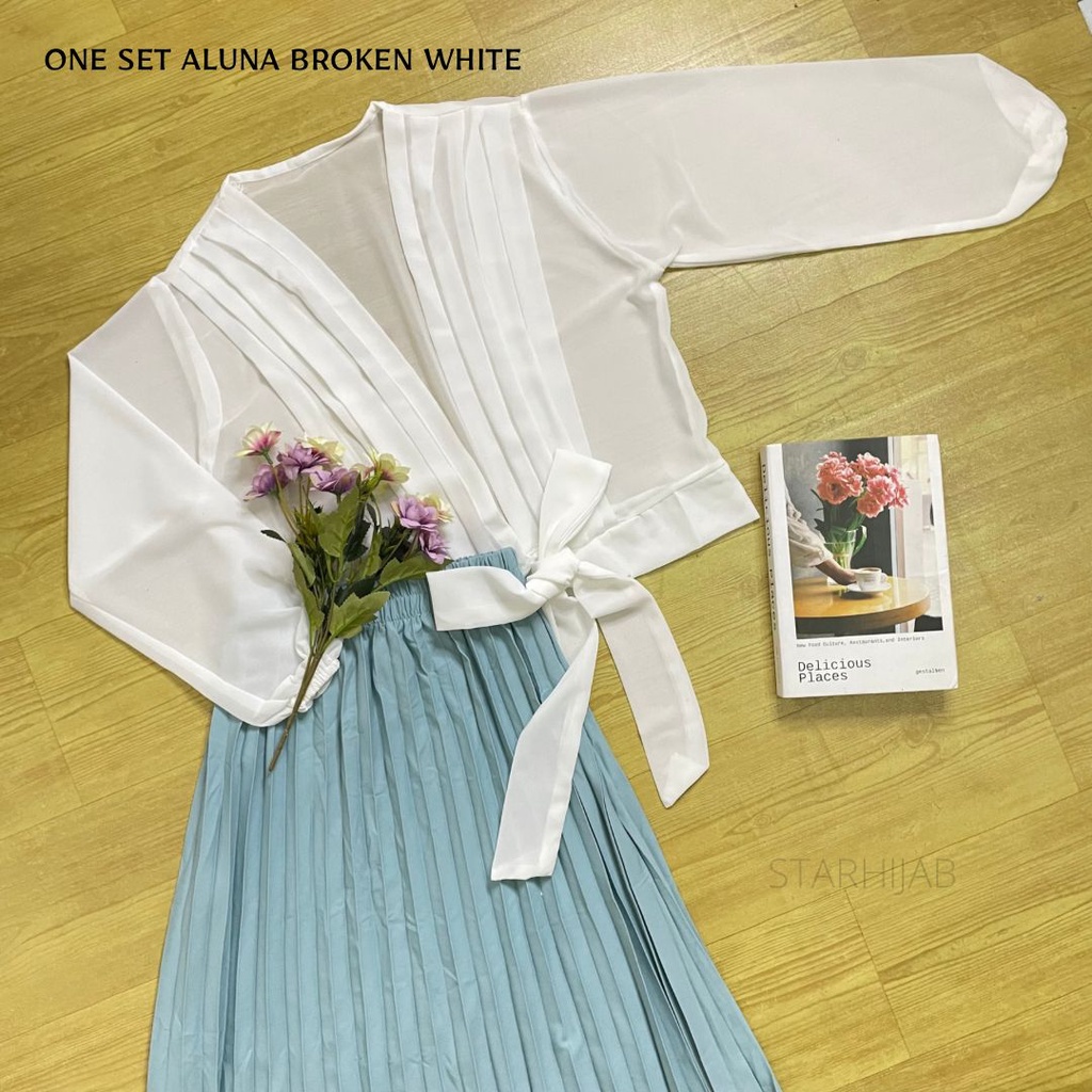 ONE SET ALUNA (OUTER+ROK)