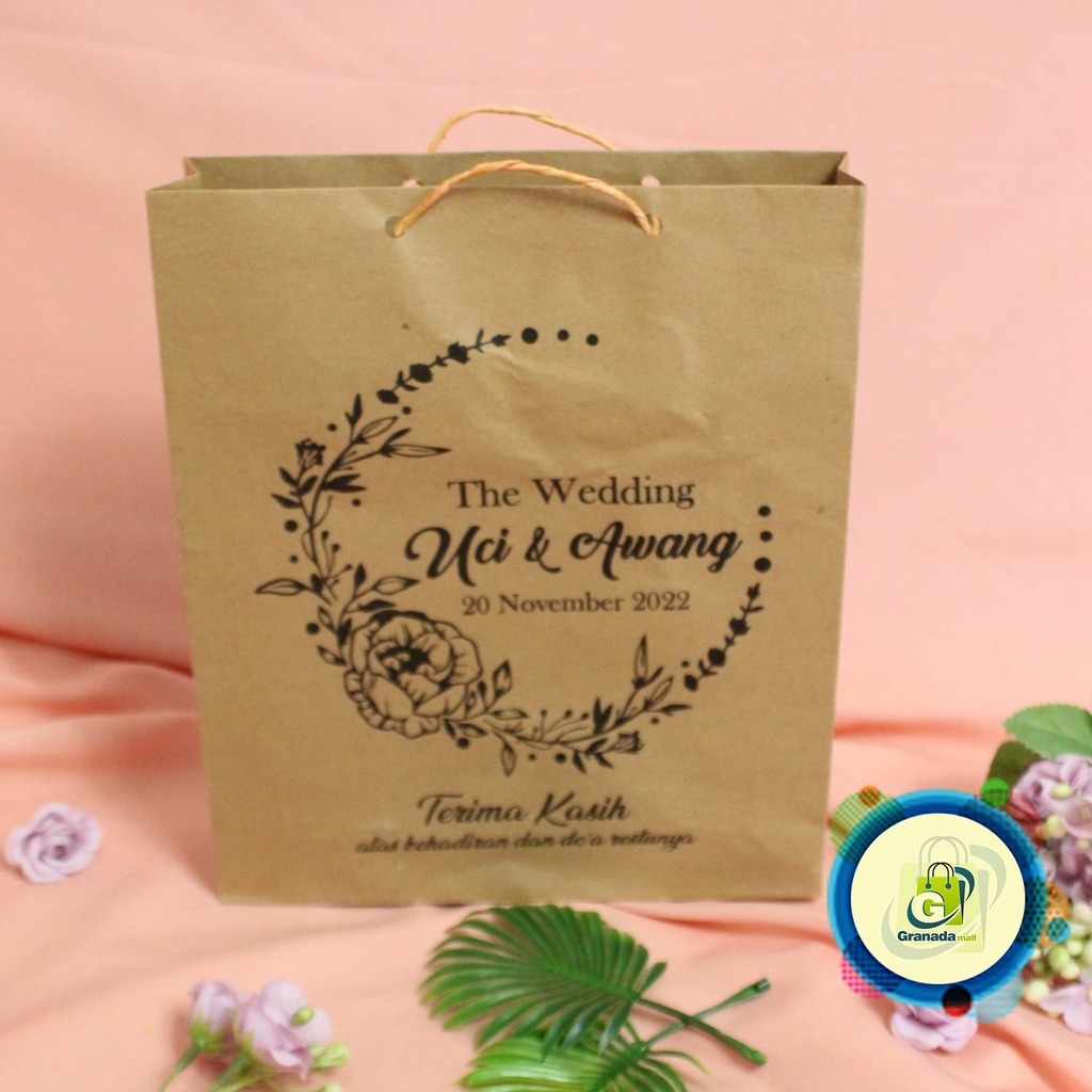 

TAS KERTAS KADO CUSTOM - PAPER BAG BRIDESMAID SOUVENIR BISA TAMBAH NAMA 5 HARI JADI