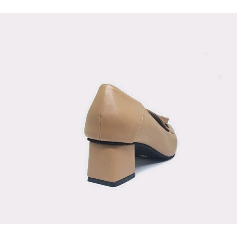 Sepatu Kerja Pantofel MK-168 Big size 40-41-42-43-44-45 Heels 5cm Hak Tahu Kaki JUMBO Gemuk Kulit Beige, 44