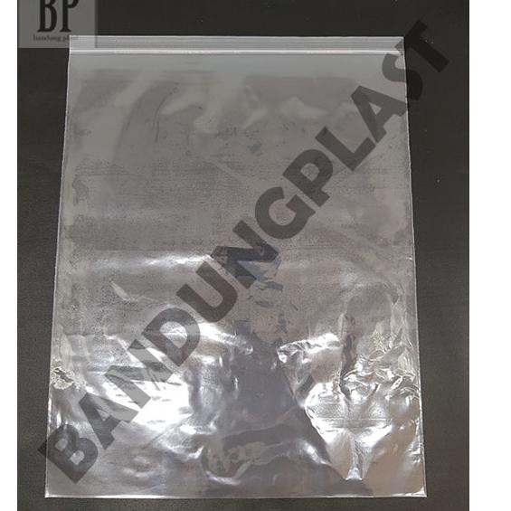 

PLASTIK KLIP BAJU / GARMENT ukuran 30x40 C-Tik