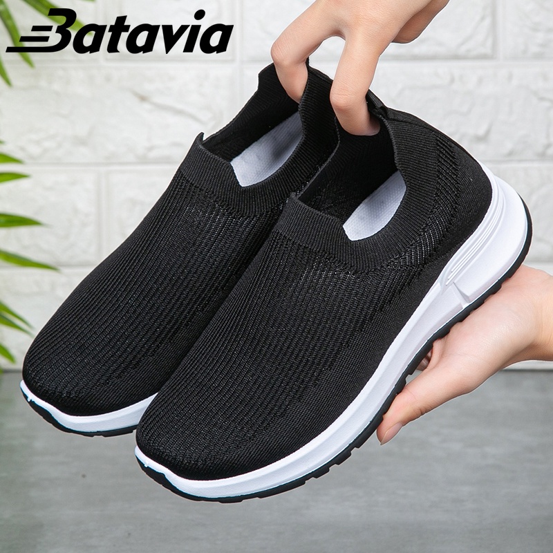 （COD）Batavia Baru Sepatu Wanita Sneakers Bernapas Tipis Kasual Mesh Rajutan Sepatu Wanita Sepatu Lari D09 A121