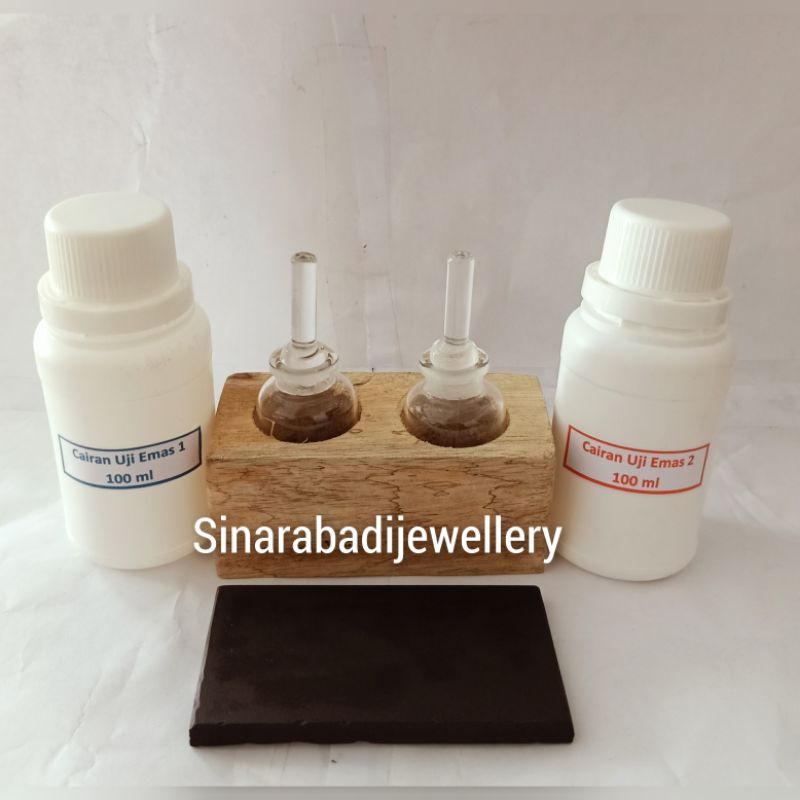 botol uji emas plus cairan uji emas dan batu uji ukuran sedang