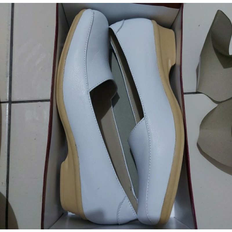 Original Sepatu Flat Mules Wanita Kulit MK.Putih Big Size 36-44 Flatshoes Suster Stikes Perawat Size JUMBO Pantofel Putih Kerja Dokter Kaki Jumbo Gemuk, 41