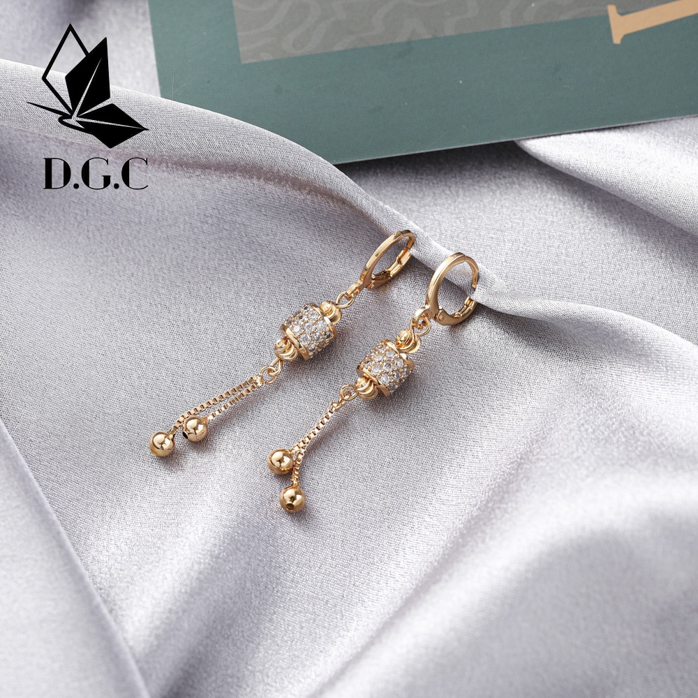 D.G.C✨Panjang Anting Titanium Wanita Anti Karat Lapis Emas Fashion Aksesoris Korea Perhiasan Mewah D195