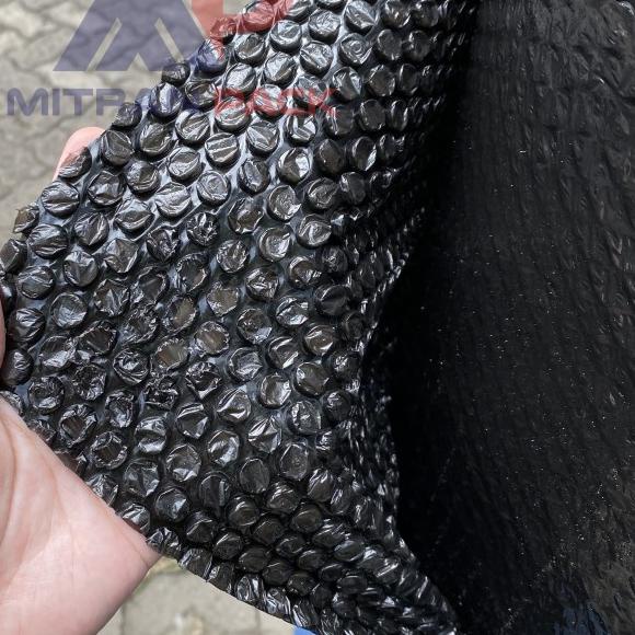 

Bubble Wrap Muliapack 125 cm x 50 meter Bening Hitam - Hitam, 2,4 kg