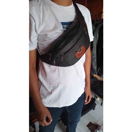 Tas Selempang Pria Kulit Asli Waistbag Pria Kulit /tas slempang Kulit Asli Anti Api