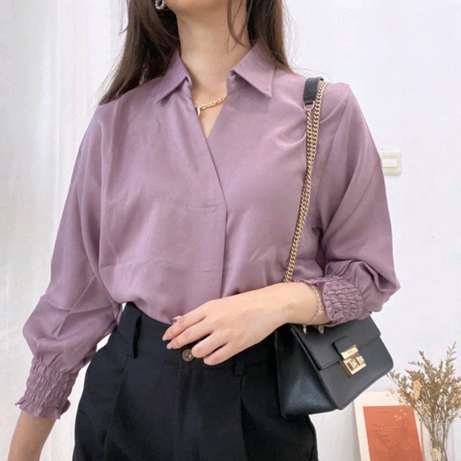 KARA V-NESCK BLOUSE WITH COLLAR / BLOUSE KEMEJA POLOS ATASAN CRINKLE