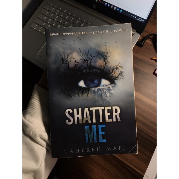 Shatter Me Preloved (Booked)