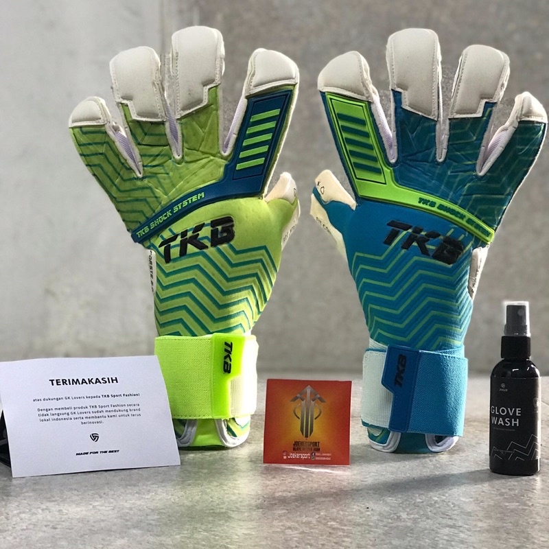 Sarung Tangan Kiper TKB Forste 2.0 Wicked Hybrid Roll