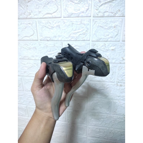 brifter shimano 2300 claris 2x8