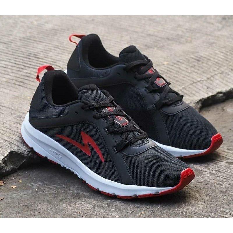 SEPATU RUNNING SPECS LIGHTSTREAK HITAM