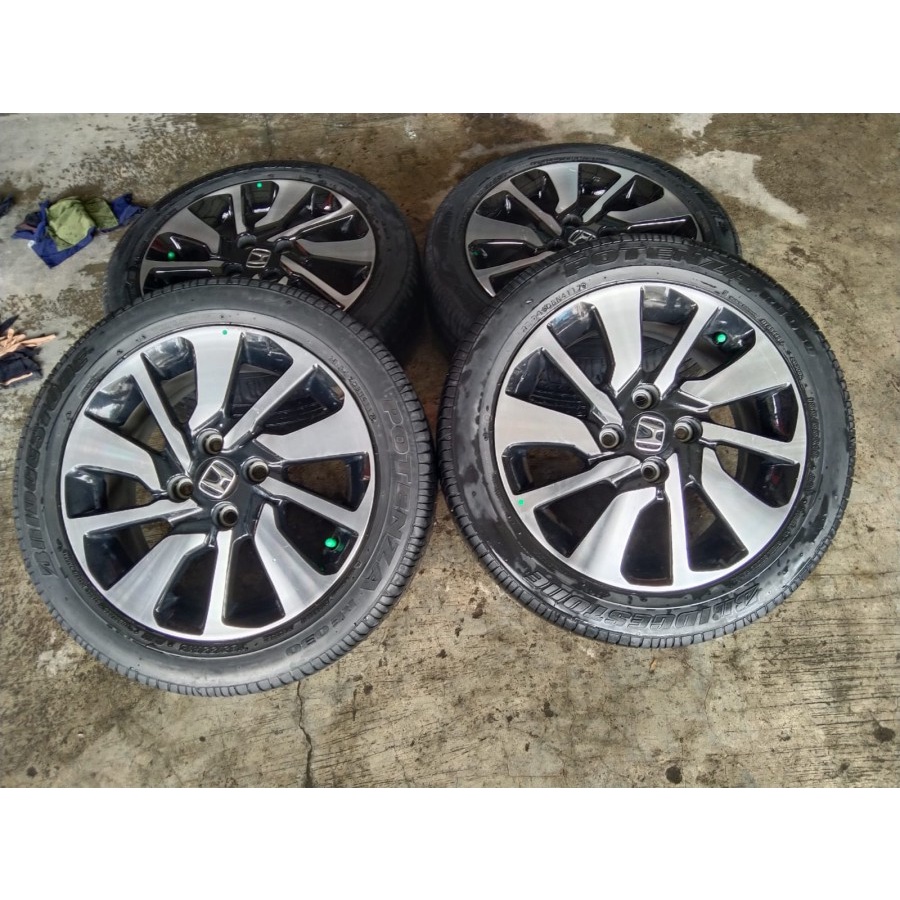 Velg Mobil Bekas Seken Ring 15 Baut 4 STD BRIO RS R15X6 4X100 ET50 BAN BS 185 55 R15