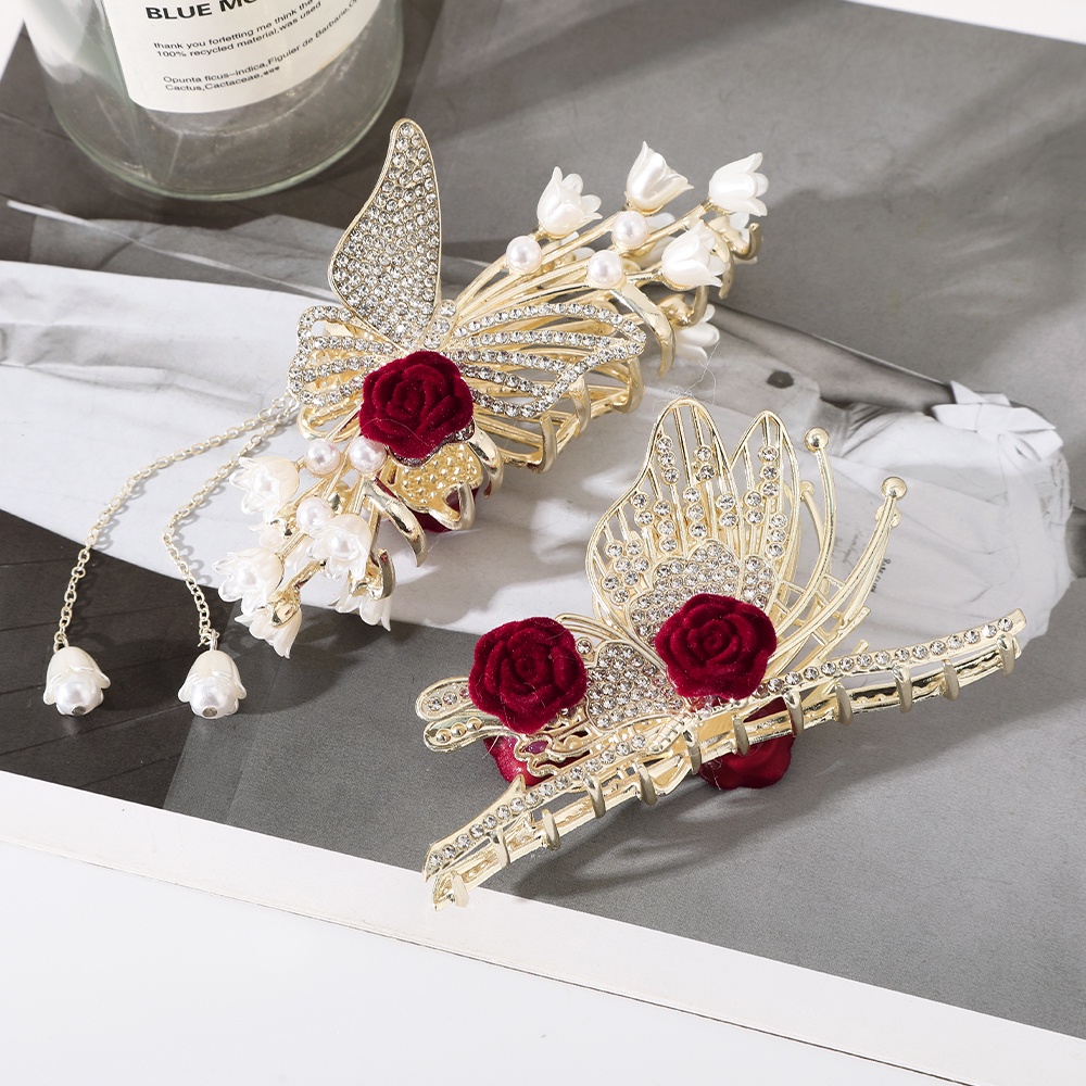 Jepit Rambut Bentuk Bunga Mawar Aksen Mutiara Dan Berlian Imitasi Bahan Alloy Gaya Korea Untuk Wanita