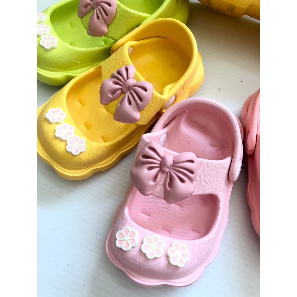 Sandal Anak Perempuan Import Usia 0 1 2 3 4 Tahun Pita Bunga Kecil